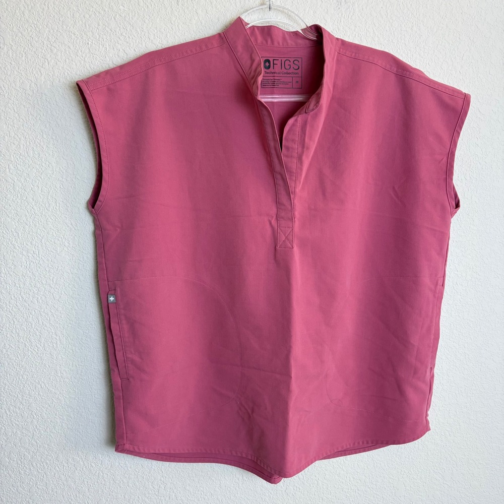 FIGS Technical Collection Pink Sleeveless Scrub Top WXXSW1003 Womens Medium